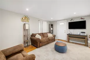 11 Doane St, Cranston, RI 02910 - Photo 5