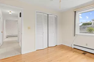 7 Esther St, Cranston, RI 02920 - Photo 17
