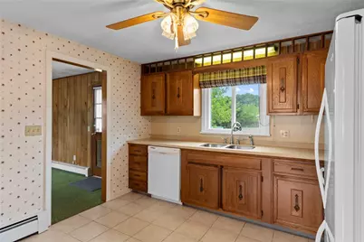 7 Esther Street, Cranston, RI 02920 - Photo 11