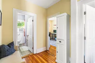 53 Edgewood Ave, Cranston, RI 02905 - Photo 17