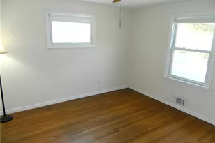68 Zinnia Dr, Cranston, RI 02920 - Photo 11