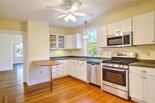 67 E Manning St, Providence, RI 02906 - Photo 13