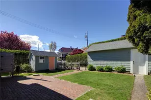 58 Bliss Rd, Newport, RI 02840 - Photo 9