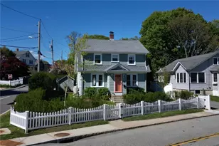58 Bliss Rd, Newport, RI 02840 - Photo 1