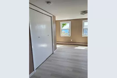10 Anawan Avenue, Narragansett, RI 02882 - Photo 9