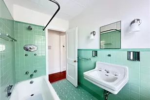 140 Humboldt Ave, Providence, RI 02906 - Photo 27