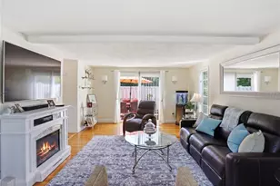 34 Brooks Farm Dr, Bristol, RI 02809 - Photo 15