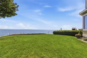 25 Narragansett St, North Kingstown, RI 02852 - Photo 21