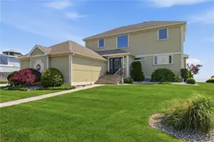 25 Narragansett St, North Kingstown, RI 02852 - Photo 17