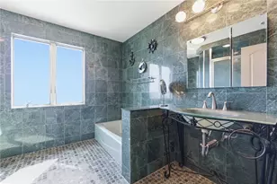 25 Narragansett St, North Kingstown, RI 02852 - Photo 47