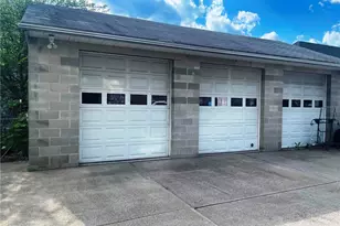 38 Lawrence St, Pawtucket, RI 02860 - Photo 5