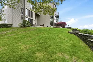 31 Sea Breeze Ln, Bristol, RI 02809 - Photo 5