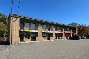 24 Quaker Ln, Warwick, RI 02886 - Photo 1