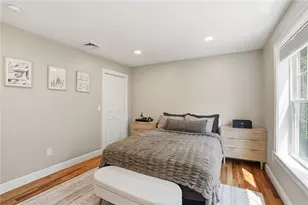 6 Sterling Ave, Warwick, RI 02889 - Photo 13