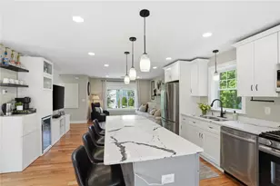 6 Sterling Ave, Warwick, RI 02889 - Photo 9