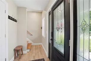 6 Sterling Ave, Warwick, RI 02889 - Photo 3
