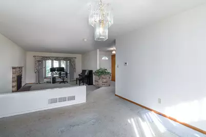 64 Amherst Road, Cranston, RI 02920 - Photo 9