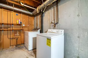 64 Amherst Rd, Cranston, RI 02920 - Photo 21