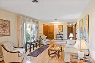 26 Carriage Way, North Providence, RI 02904 - Photo 9