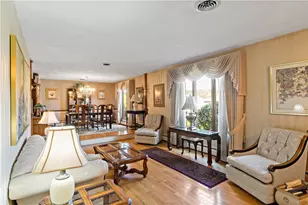 26 Carriage Way, North Providence, RI 02904 - Photo 11