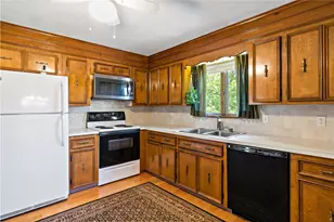 26 Carriage Way, North Providence, RI 02904 - Photo 19