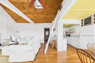11 Brecka Dr, Narragansett, RI 02879 - Photo 13