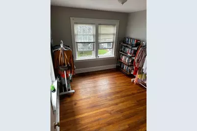 21 Washburn Avenue, East Providence, RI 02916 - Photo 9