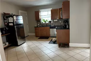 21 Washburn Ave, East Providence, RI 02916 - Photo 3