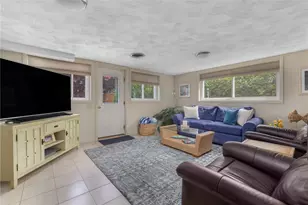 77 Garden Hills Dr, Cranston, RI 02920 - Photo 25
