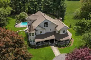 193 Torrie Ln, North Kingstown, RI 02852 - Photo 1