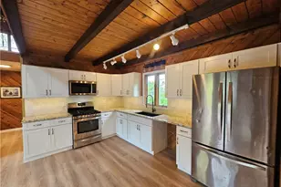130 S Niantic Dr, Charlestown, RI 02813 - Photo 9