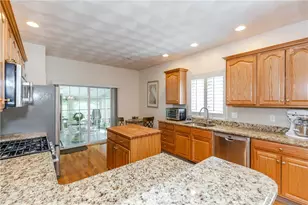 32 Orchard Meadows Dr, Smithfield, RI 02917 - Photo 11