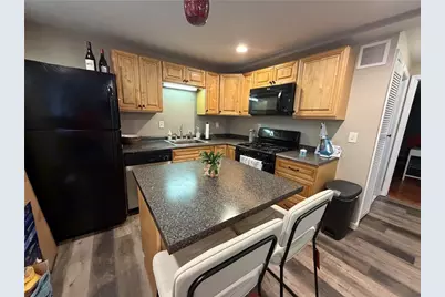 153 Marlborough Street, East Greenwich, RI 02818 - Photo 9
