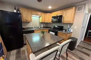 153 Marlborough St, East Greenwich, RI 02818 - Photo 9