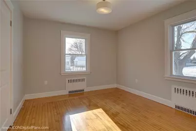 429 Forest Avenue, Middletown, RI 02842 - Photo 19