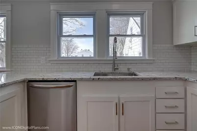 429 Forest Avenue, Middletown, RI 02842 - Photo 7