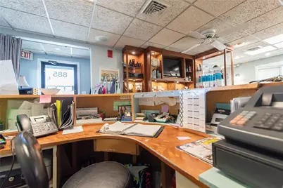 [Address not provided], Cranston, RI 02910 - Photo 3