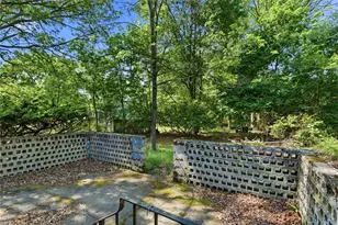 35 Elmwood Dr, North Kingstown, RI 02852 - Photo 5