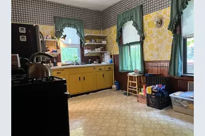 75 Lenox Avenue, Providence, RI 02907 - Photo 25