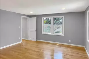 2185 Post Rd, South Kingstown, RI 02879 - Photo 11