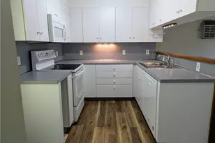 2185 Post Rd, South Kingstown, RI 02879 - Photo 27