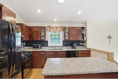 212 Lexington Avenue, North Providence, RI 02904 - Photo 9