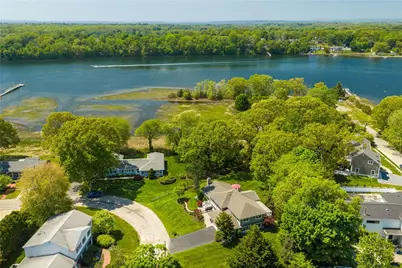 31 Meadowbrook Drive, Barrington, RI 02806 - Photo 5