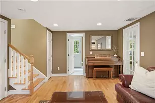 31 Meadowbrook Dr, Barrington, RI 02806 - Photo 25