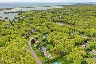 28 Rockridge Rd, Westerly, RI 02891 - Photo 3