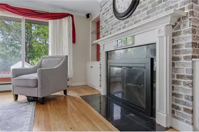 194 Parkside Avenue, Pawtucket, RI 02861 - Photo 9