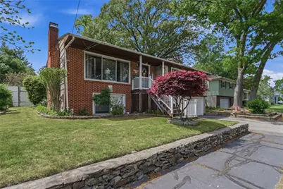 194 Parkside Avenue, Pawtucket, RI 02861 - Photo 35