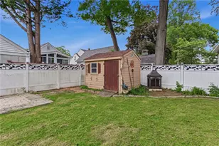 194 Parkside Ave, Pawtucket, RI 02861 - Photo 31
