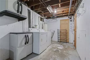 194 Parkside Ave, Pawtucket, RI 02861 - Photo 21