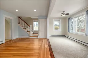 41 Berwick Ln, Cranston, RI 02905 - Photo 7